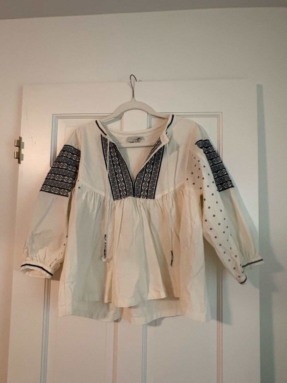 Lucky Brand Embroidered Peasant Top in Cream with Navy Accents